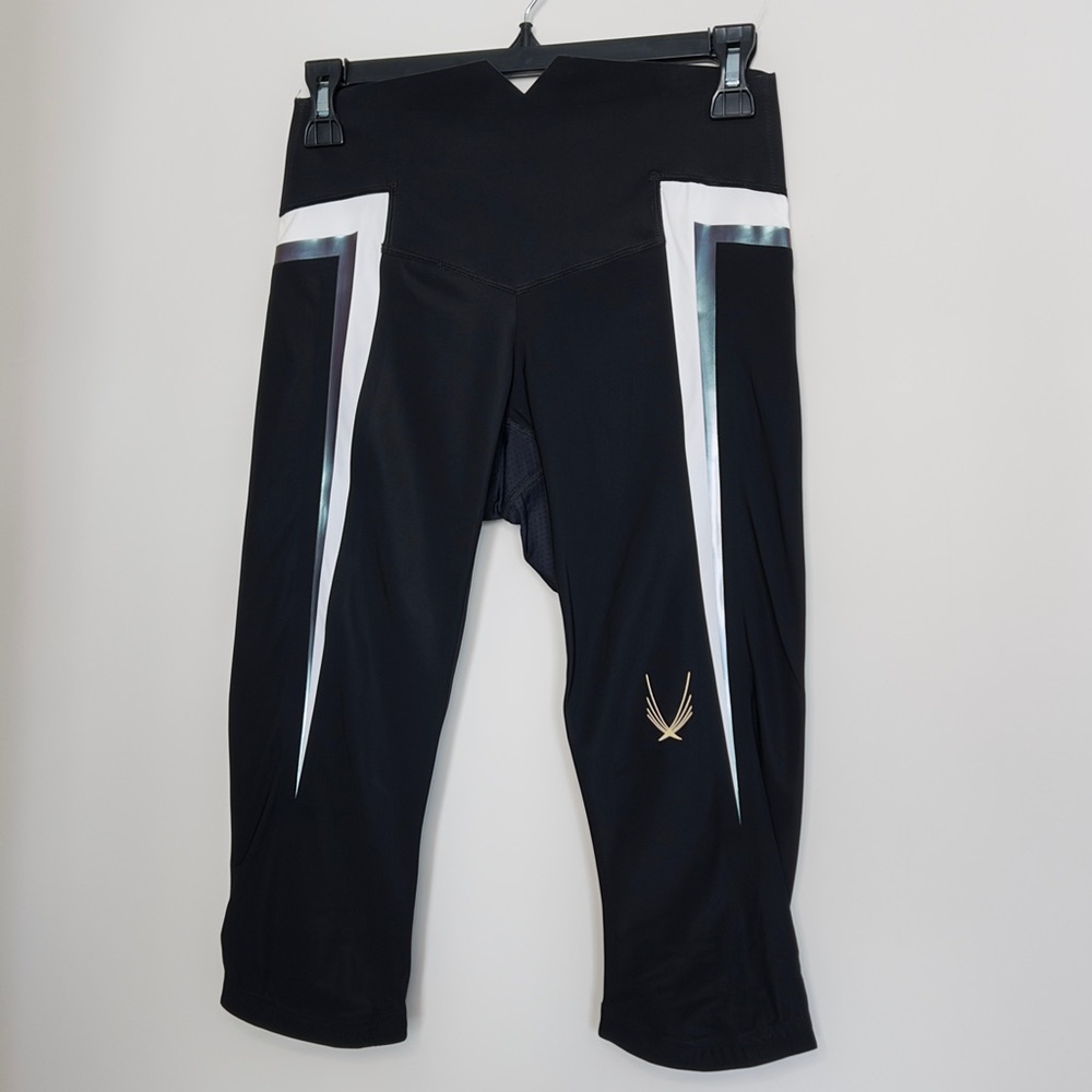Lucas Hugh Crop Bolt Legging Size S NWT